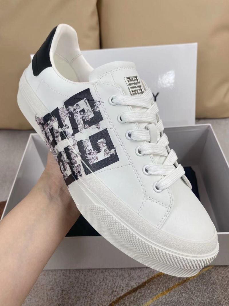 Givenchy Sneakers